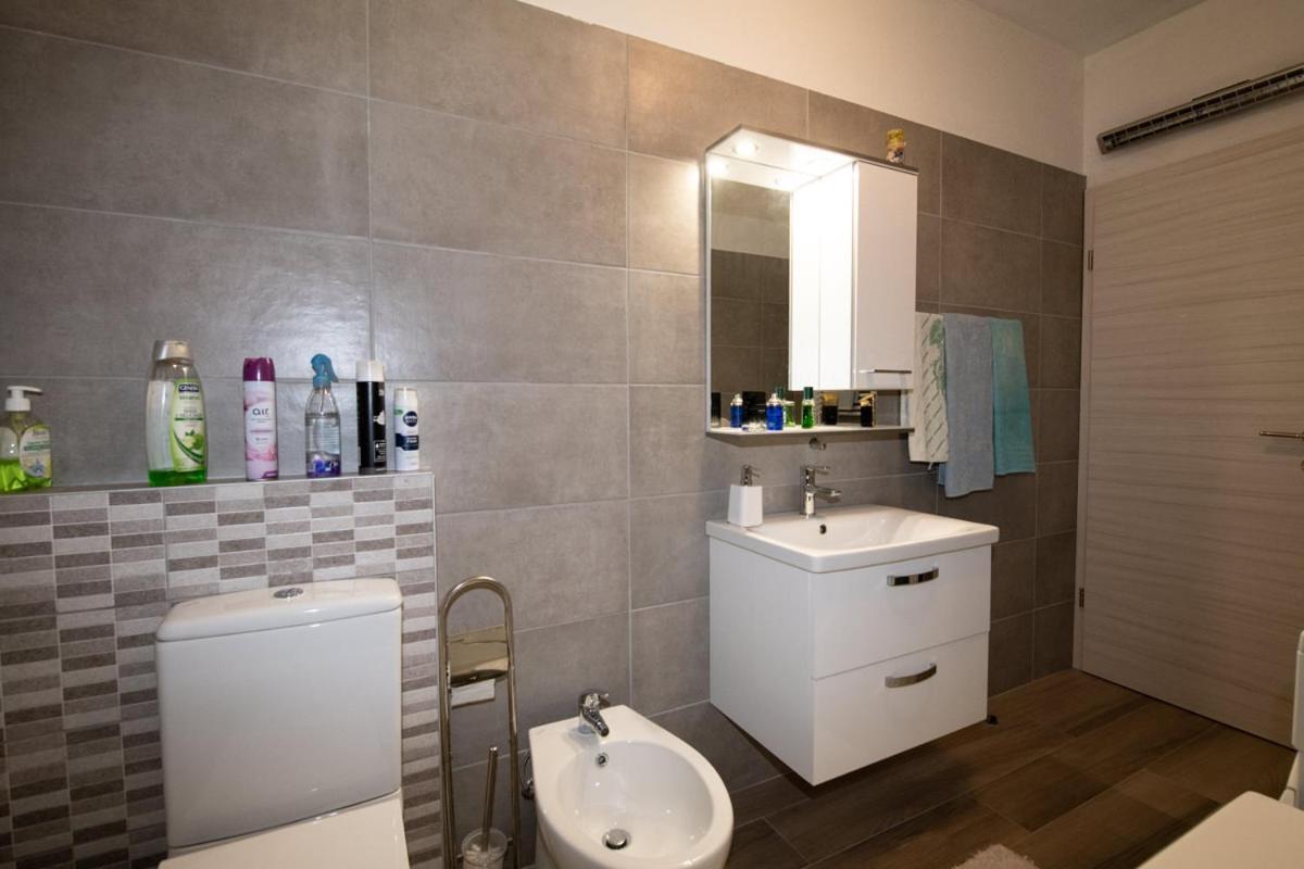 Apartman Elvis ロヴラン エクステリア 写真
