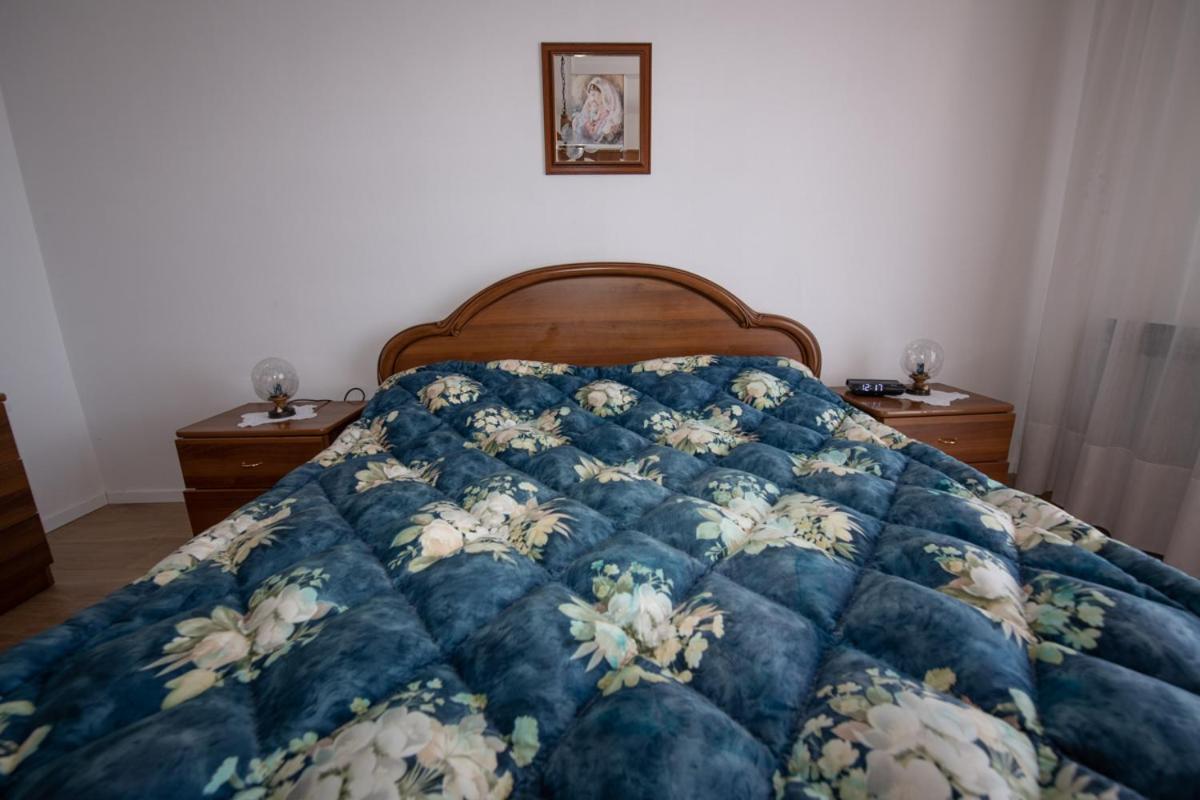 Apartman Elvis ロヴラン エクステリア 写真